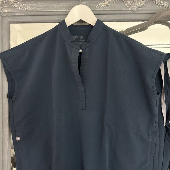 Figs Set Rafaela Oversized Scrub Top Yola Skinny Scrub Pants Set Dark Harbour XS - Picture 3 of 8